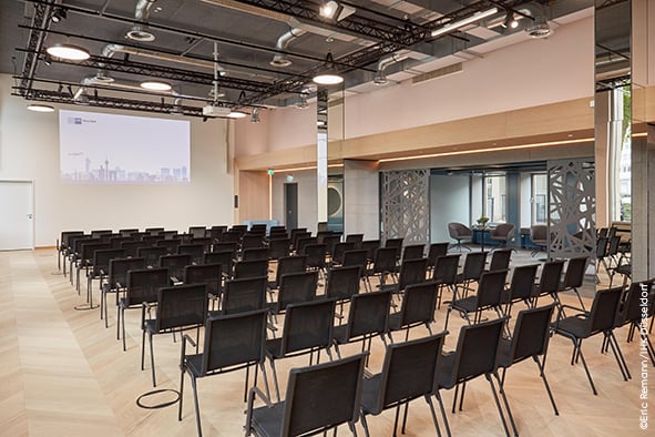 ess-ihk-dus-0396-data_klein